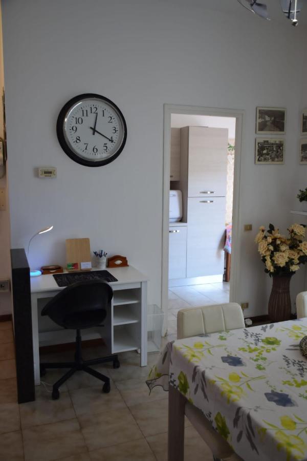 דירות קומו Casa Vacanze Serena מראה חיצוני תמונה